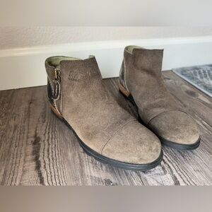 Sorel Boots - Size 8.5